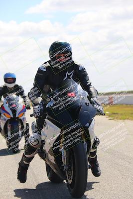 media/May-09-2022-Lets Ride (Mon) [[4de522fb14]]/Group B/Grid/